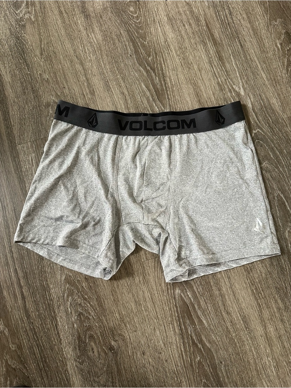 Volcom Light Grey Stretch Boxer Briefs with Black Waistband NWNT